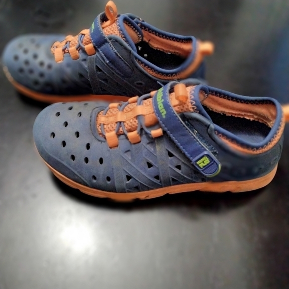 STRIDE RITE GIRLS PHIBIAN SNEAKER/WATERSHOE/SANDAL - Picture 3 of 6